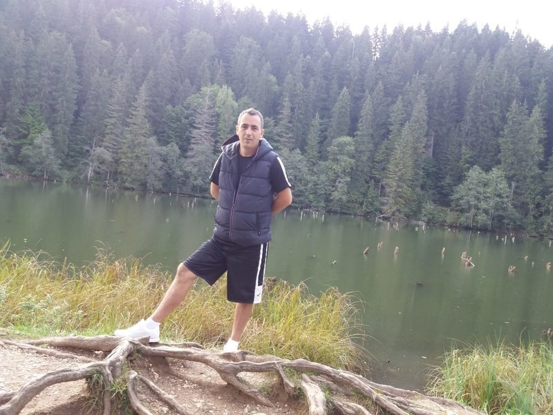 Titrat, agreabil pentru prietenie, casatorie